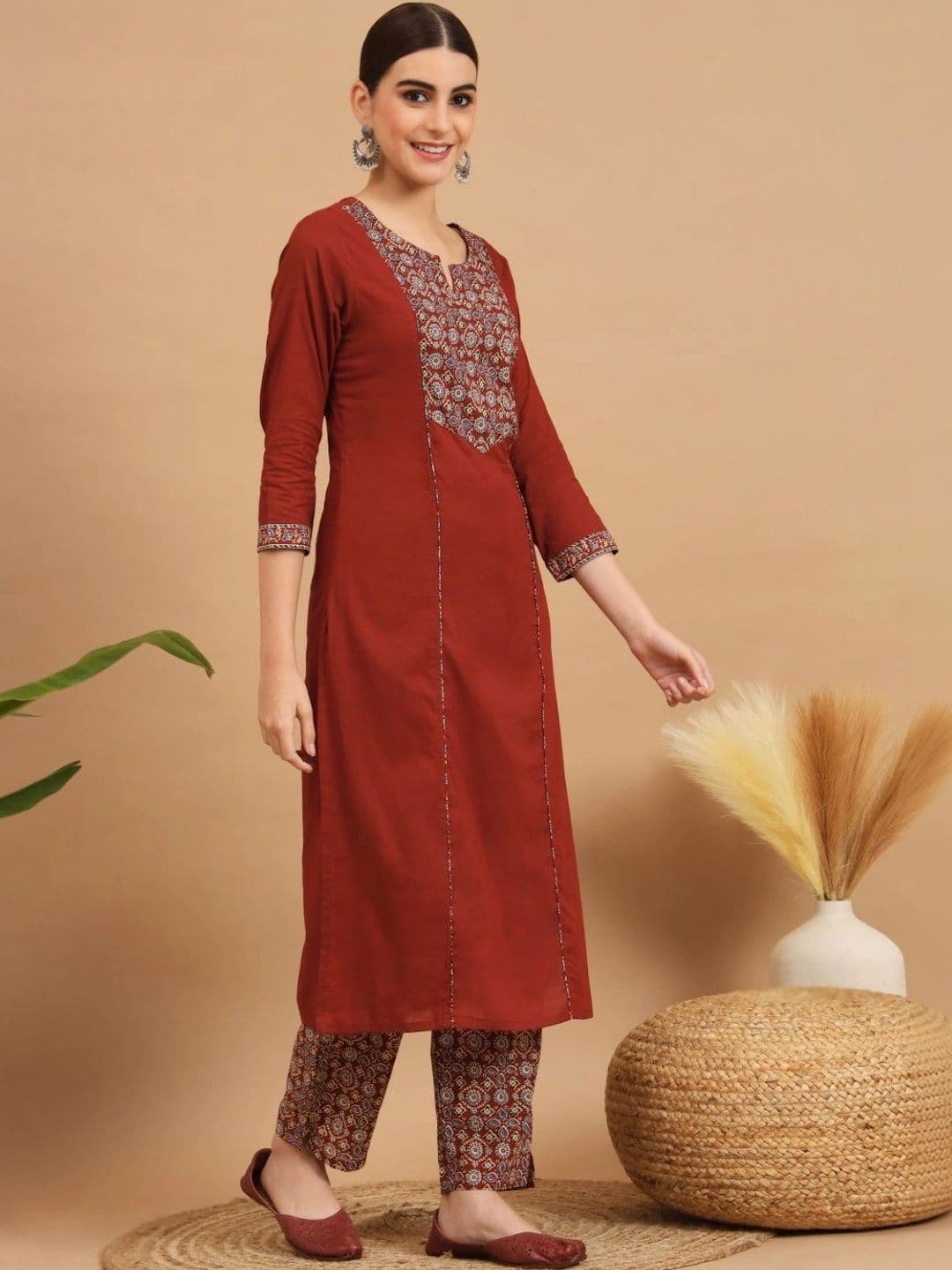 Sangria Women Ethnic Motifs Printed Regular Kurta with Trousers & With Dupatta thumbnail 5