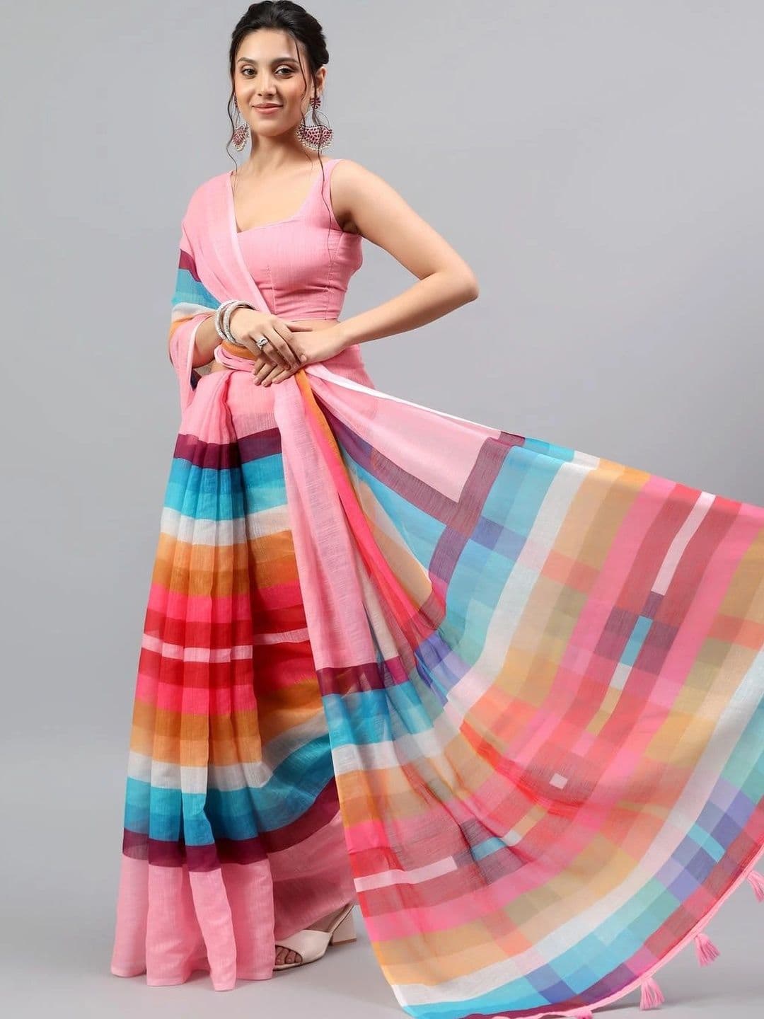 Pixie lane Striped Zari Linen Blend Saree thumbnail 2