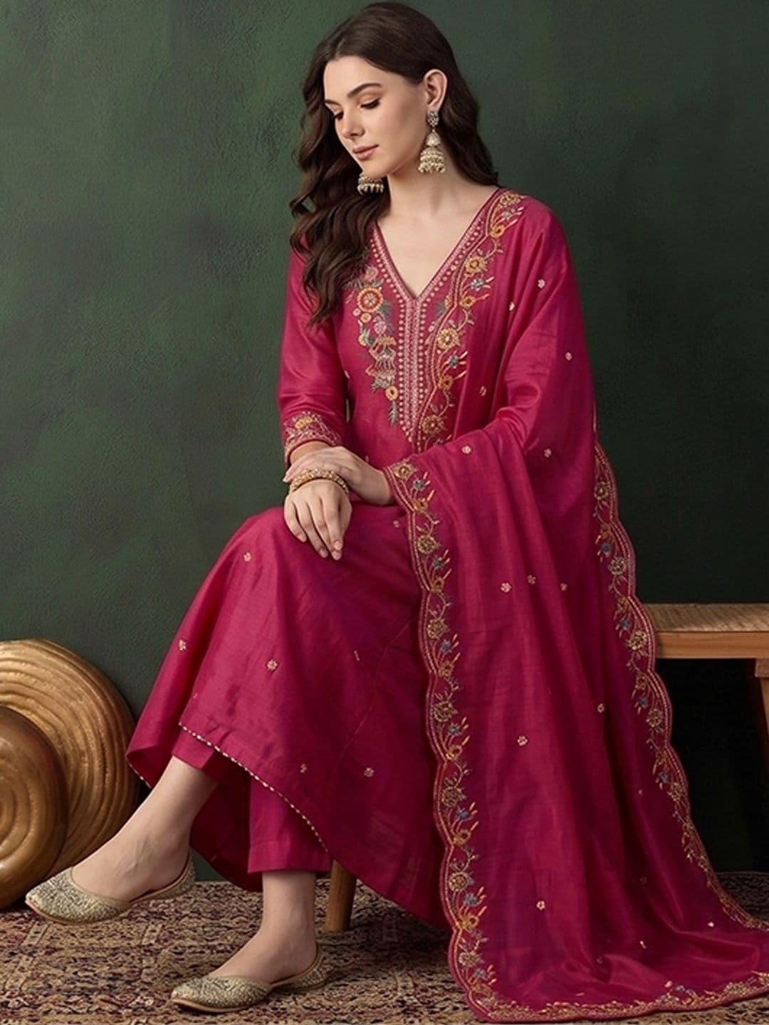 Sangria Women Floral Embroidered Regular Thread Work Kurta with Trousers & With Dupatta thumbnail 4