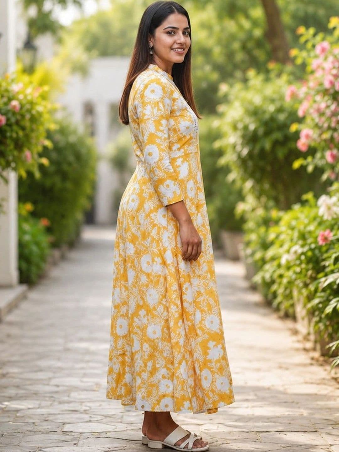AJ ART Women Floral Printed Floral Anarkali Kurta thumbnail 3