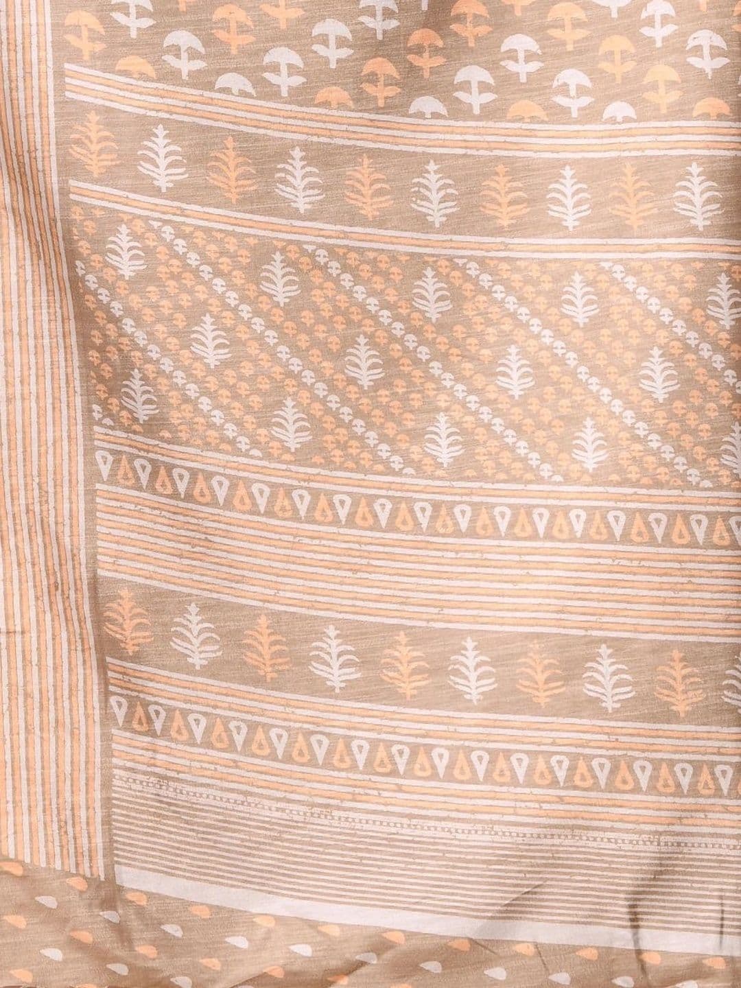 ARQIVO Silk Blend Handloom Saree thumbnail 4