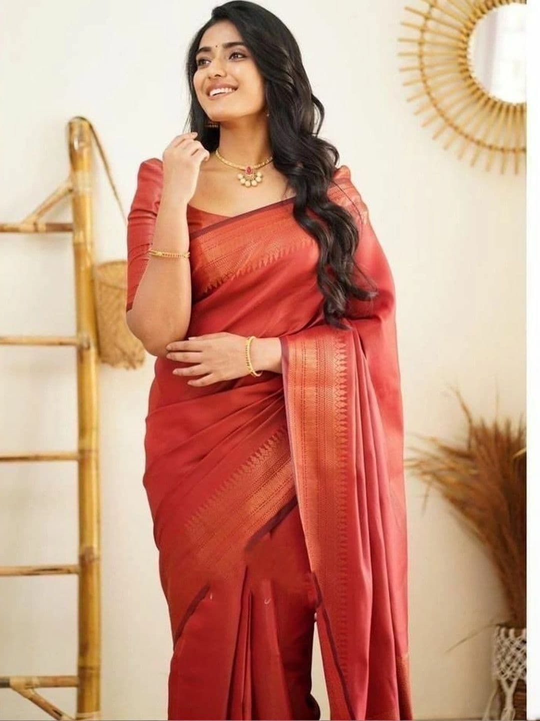 RUTVA FASHION Woven Design Zari Art Silk Banarasi Saree thumbnail 3