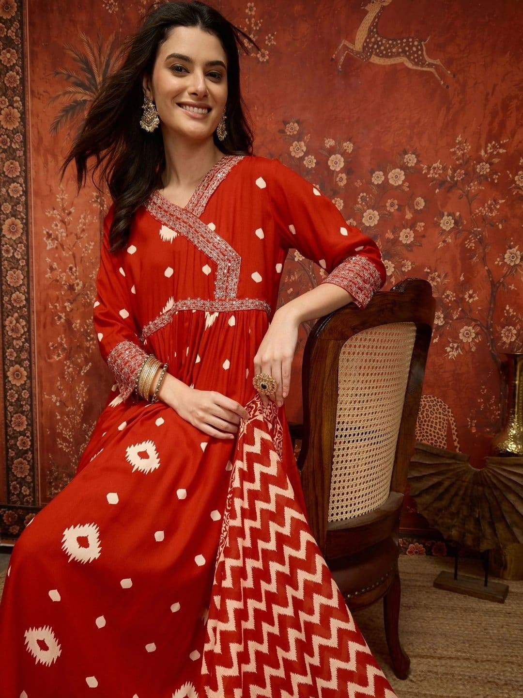 Sangria Women Printed Angrakha Thread Work Kurta with Trousers & With Dupatta thumbnail 6