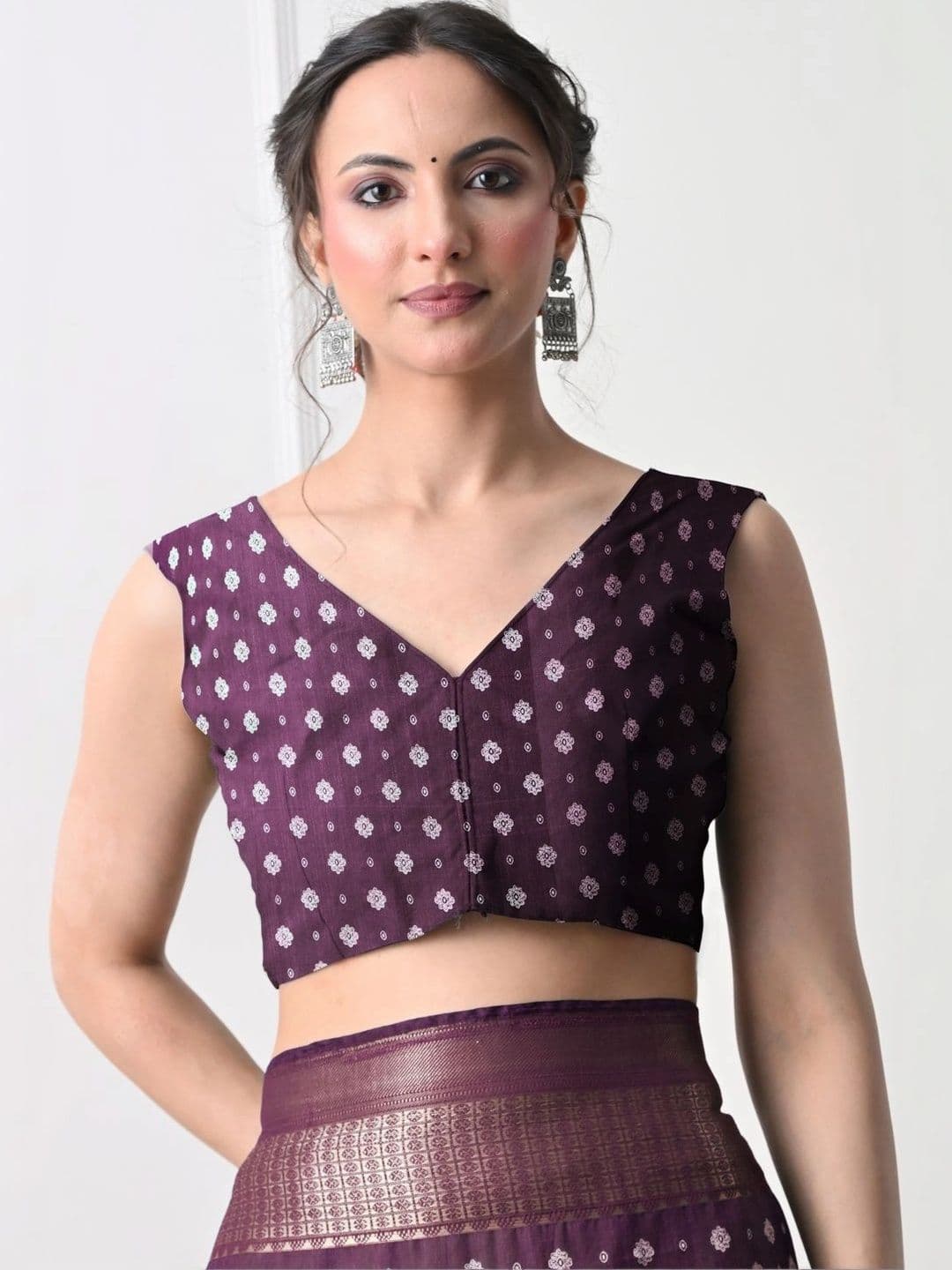 KALINI Women Woven Design Zari Art Silk Saree thumbnail 5