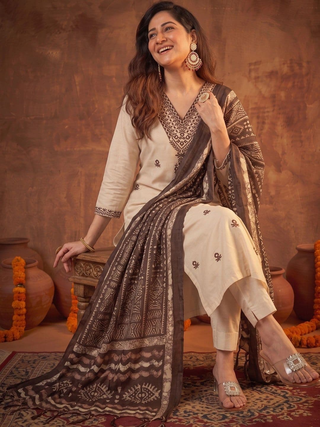 KALINI Women Ethnic Regular Thread Work Chanderi Silk Kurta with Trousers & With Dupatta thumbnail 2