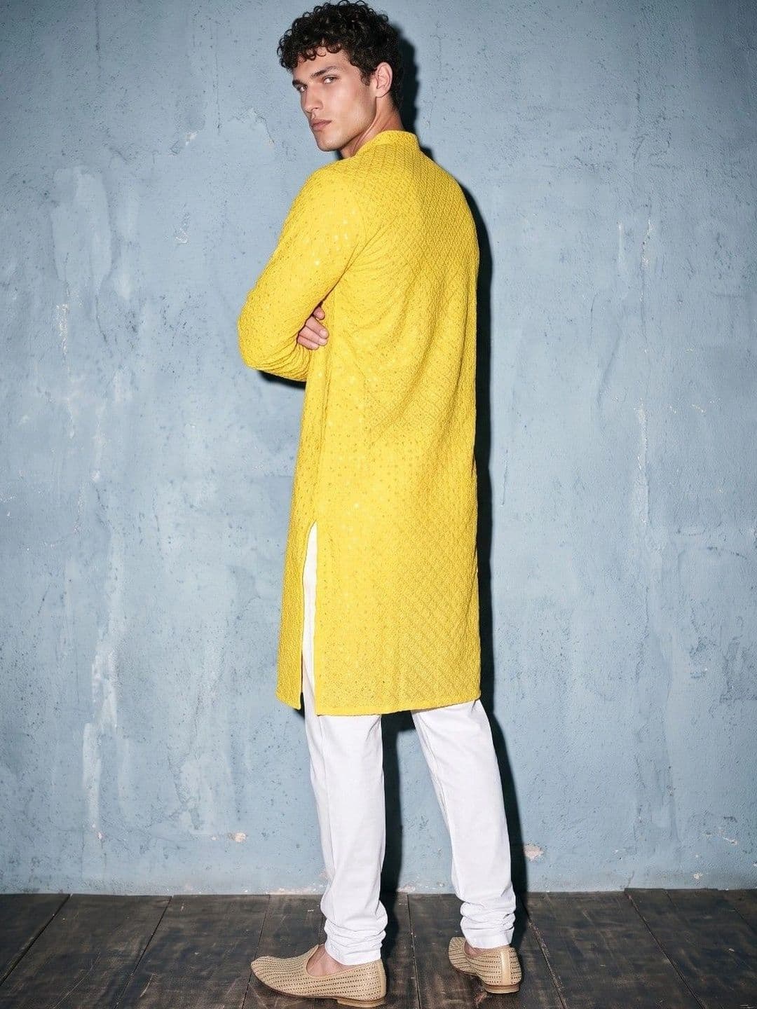 DRIP CHOWK Men Sequinned Kurta thumbnail 4