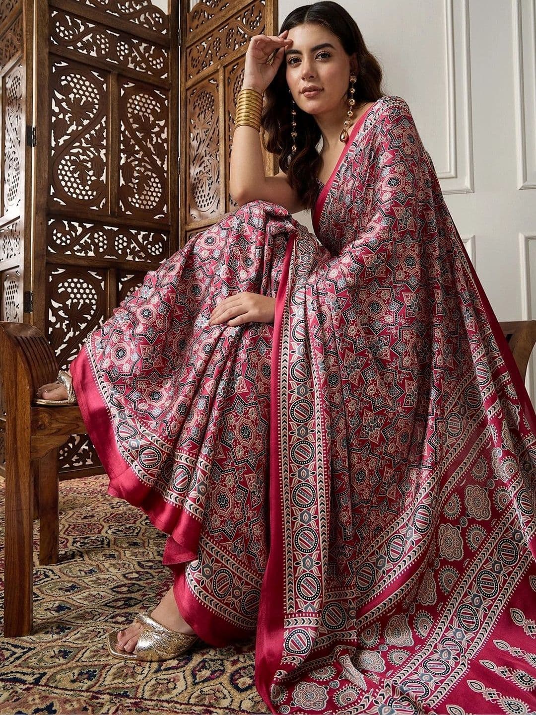 Saree mall Ajrak Block Pure Crepe Designer Block Print Sarees thumbnail 3