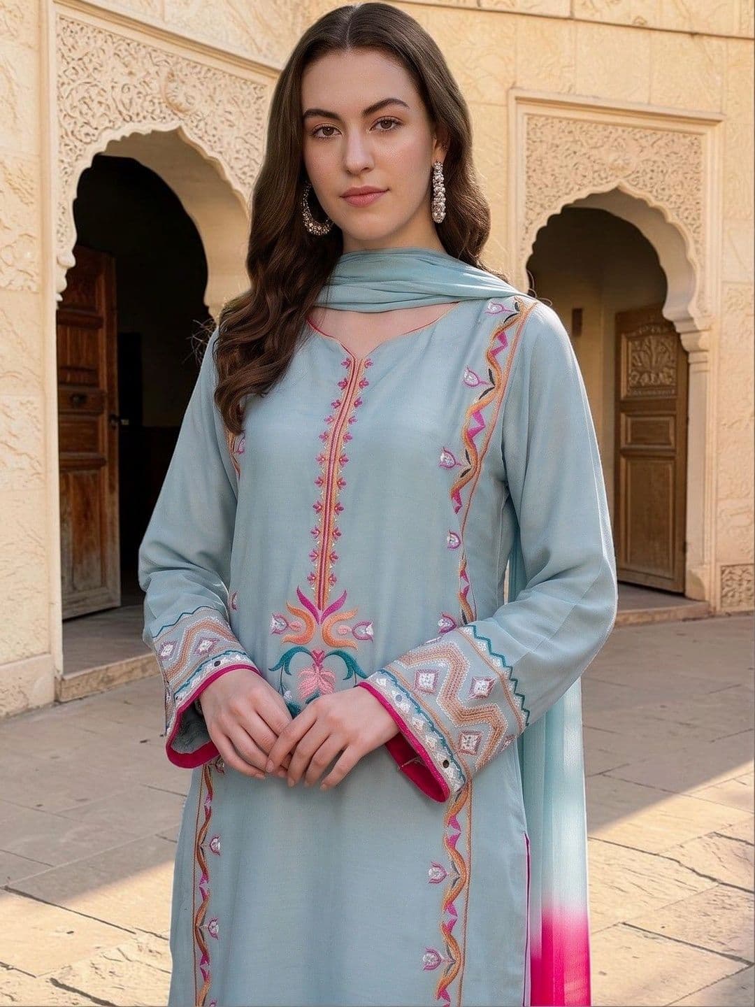 DIVASTRI Women Ethnic Motifs Embroidered  Thread Silk Crepe Kurta with Trousers & Dupatta thumbnail 7