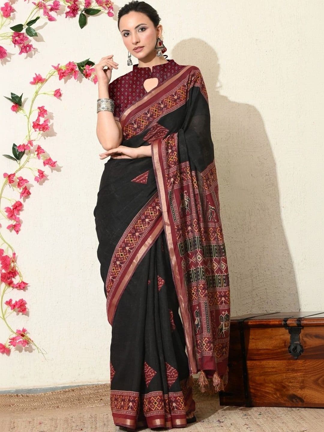 KALINI Ikat Saree thumbnail 4