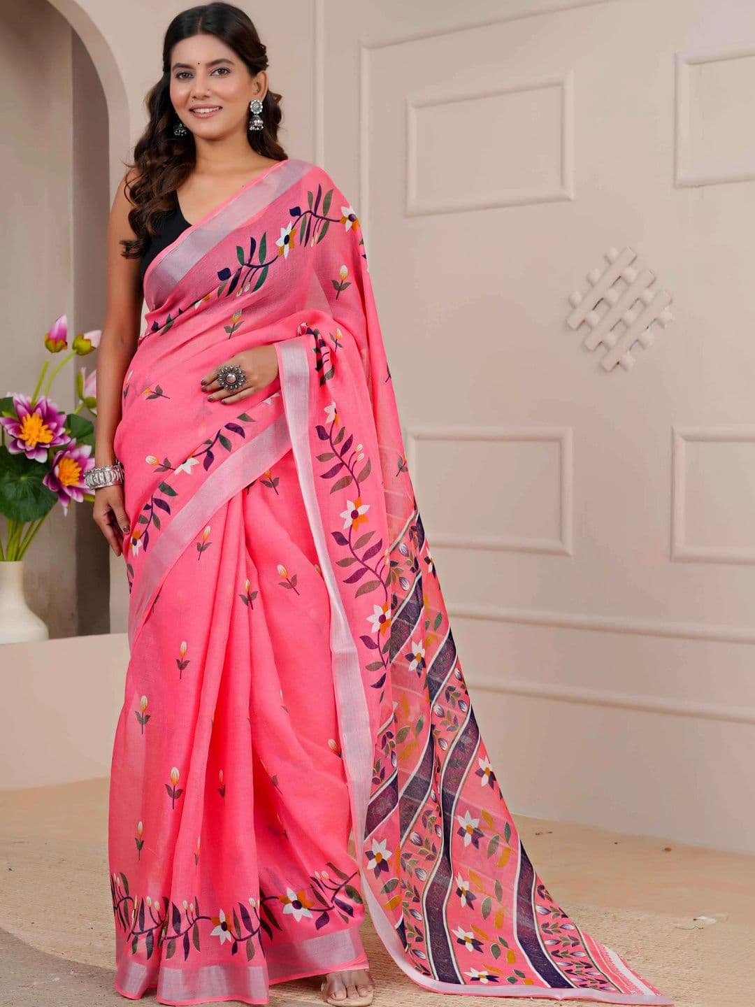 REENAA'S Women Cotton Blend Floral Printed Saree - view 1
