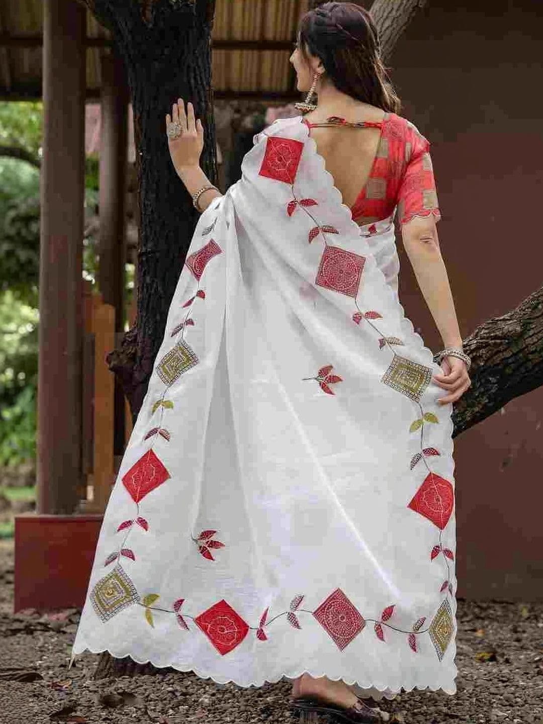 Moda Rapido Silk Blend Kanjeevaram Saree thumbnail 4