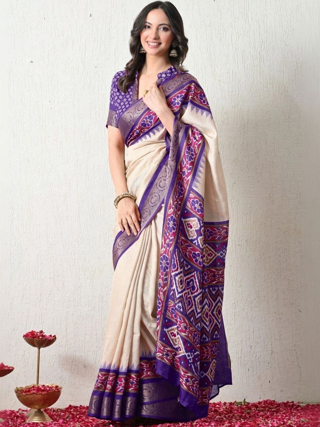 KALINI Silk Cotton Ikat Saree thumbnail 2