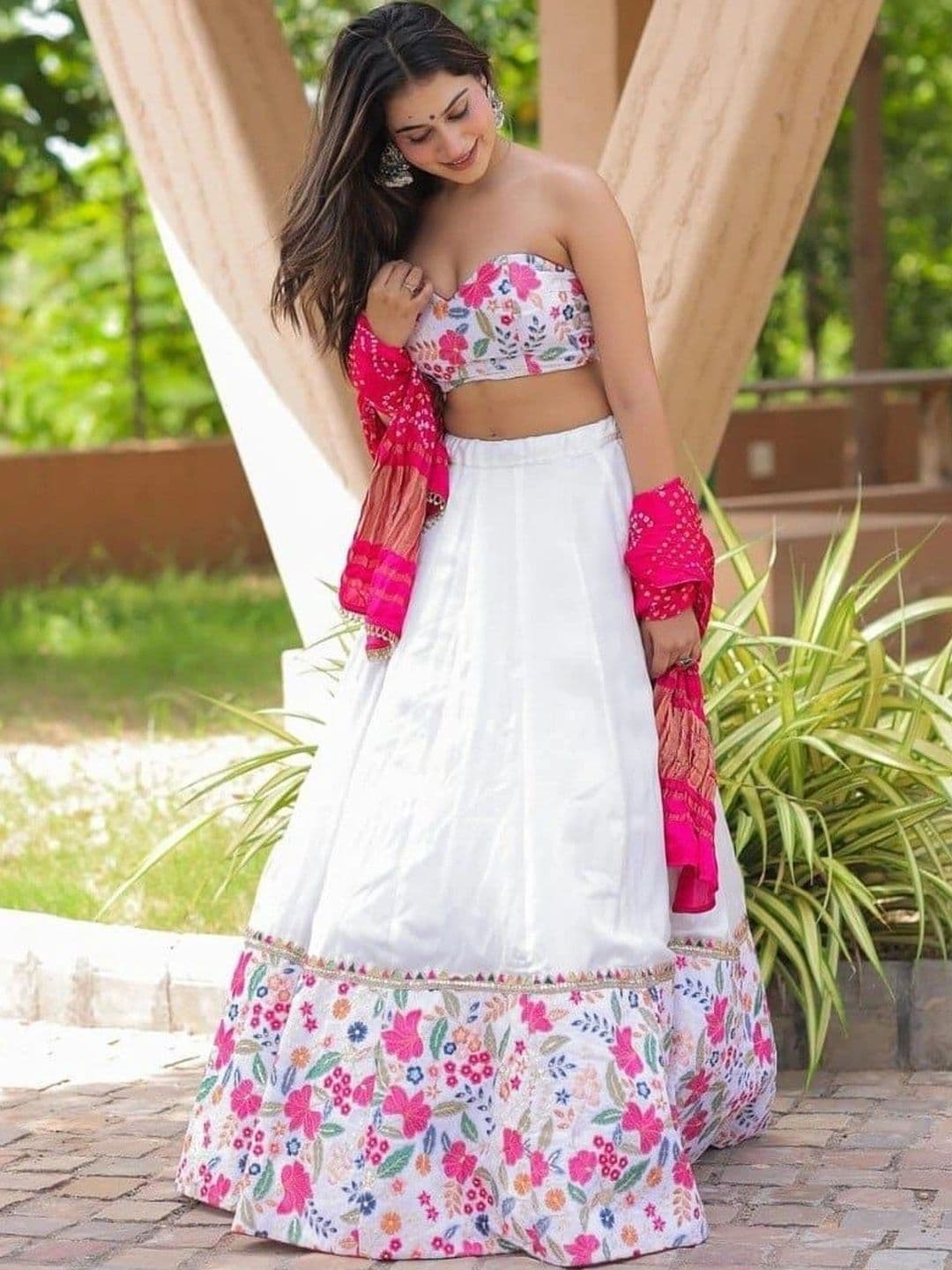 DAYLOOM Printed Semi-Stitched Lehenga & Unstitched Blouse With Dupatta thumbnail 4