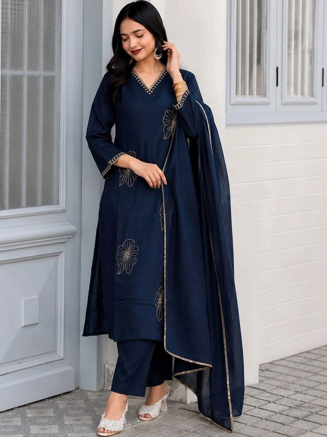 Sangria Women Ethnic Motifs Embroidered Regular Thread Work Kurta with Trousers & With Dupatta - view 1