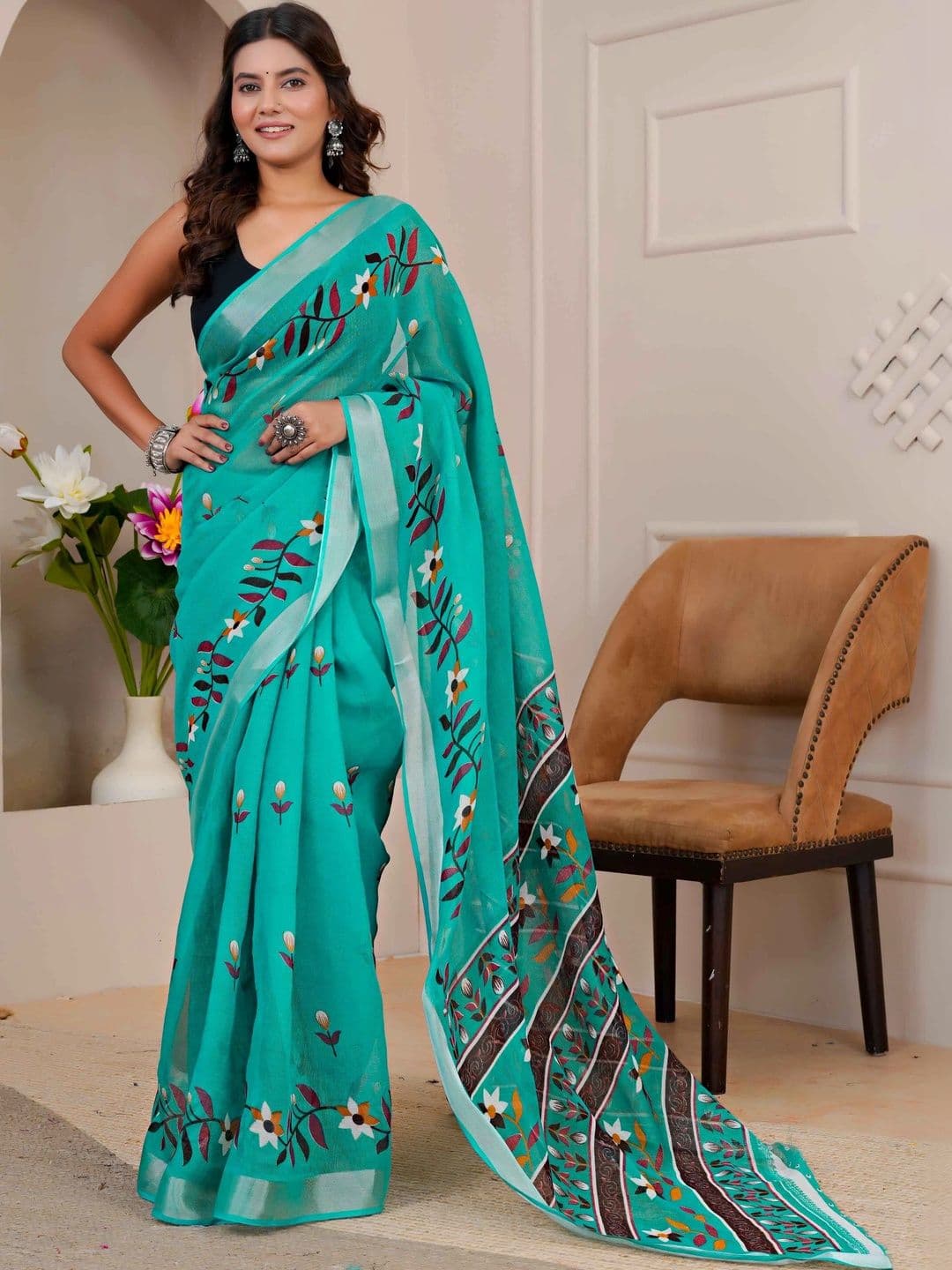 REENAA'S Women Cotton Blend Printed Saree thumbnail 3