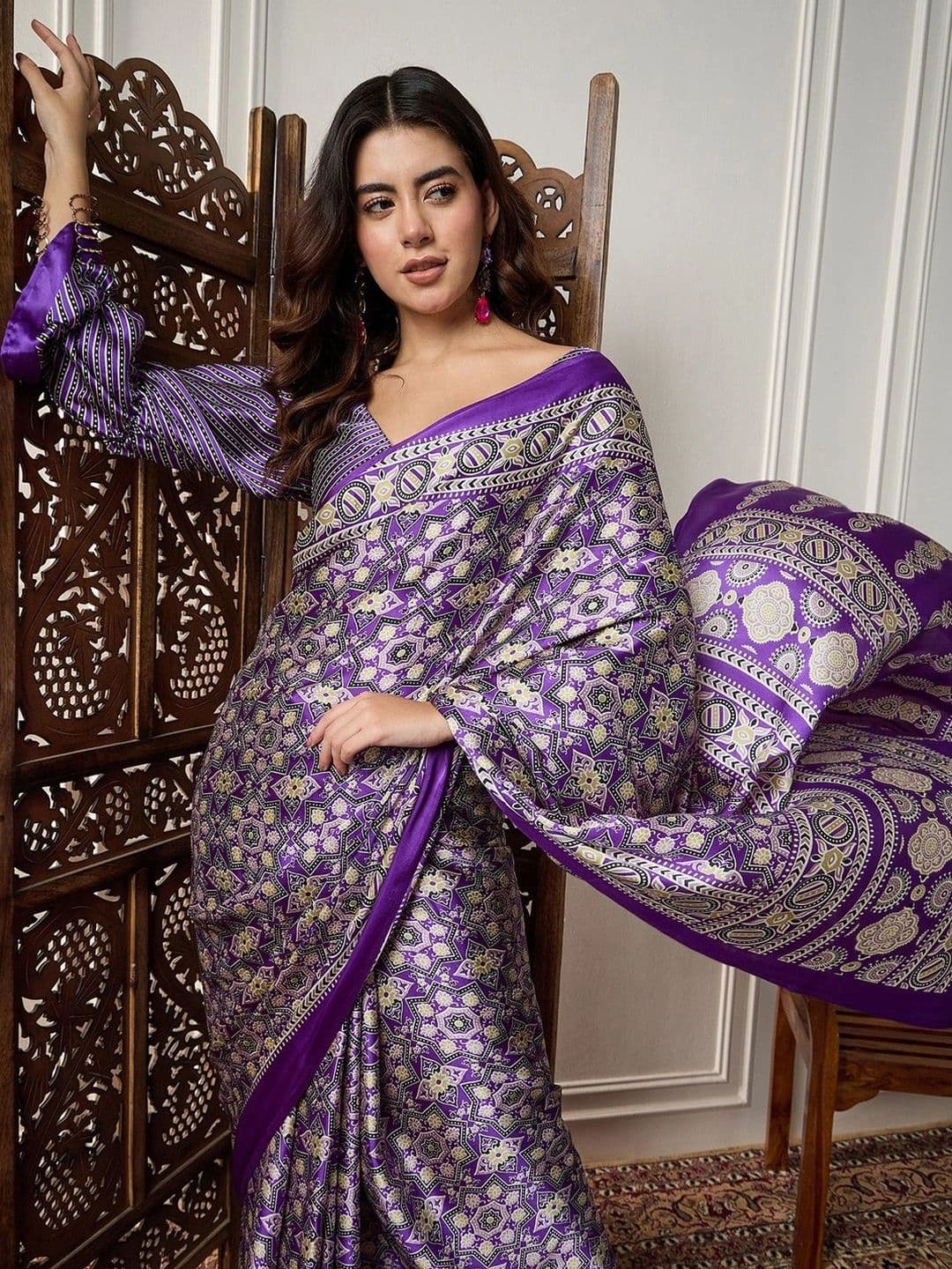Saree mall Ajrak Block Pure Crepe Designer Block Print Sarees thumbnail 3