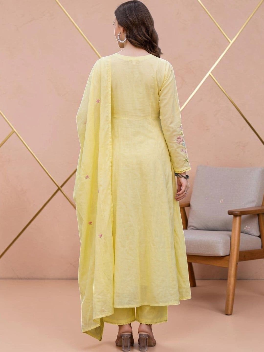 all about you Women Floral Embroidered Empire Thread Work Chanderi Silk Kurta with Trousers Dupatta thumbnail 7