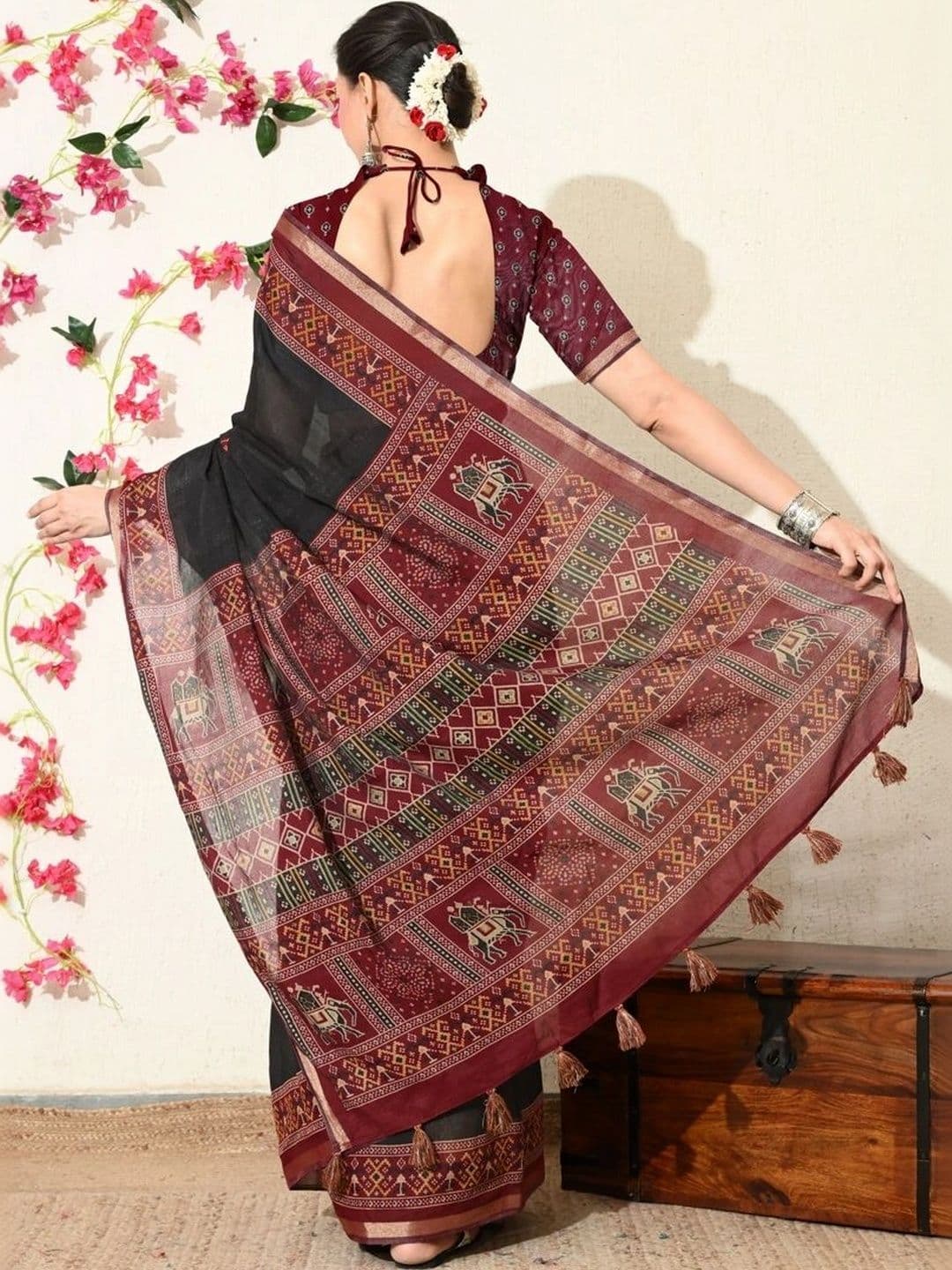 KALINI Ikat Saree thumbnail 6