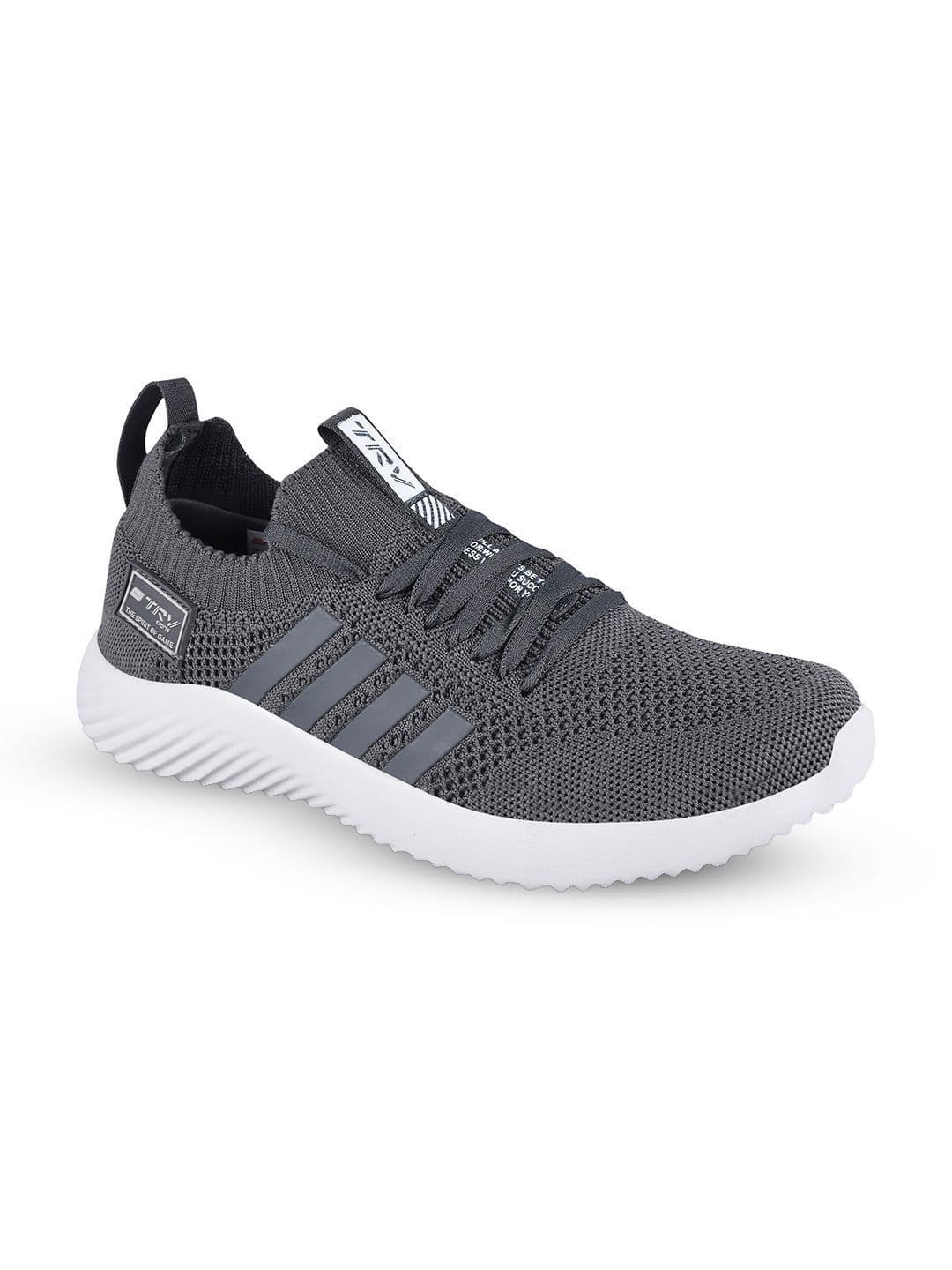 TRV Men Textured Lace-Up Running Shoes thumbnail 3