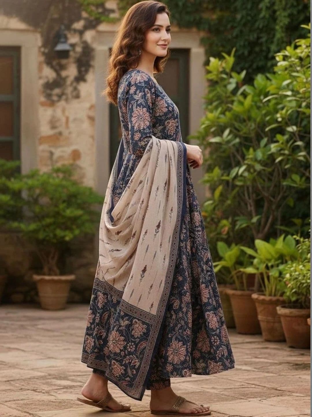 Chhipa Prints Women Floral Printed Empire Kurta with Trousers & With Dupatta thumbnail 2