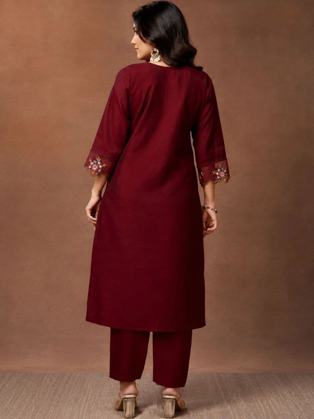 PAUSE Women Ethnic Motifs Embroidered Pure Silk Straight Kurta with Trousers & Dupatta thumbnail 4