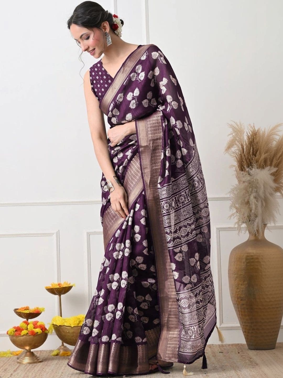KALINI Women Woven Design Zari Art Silk Saree thumbnail 4