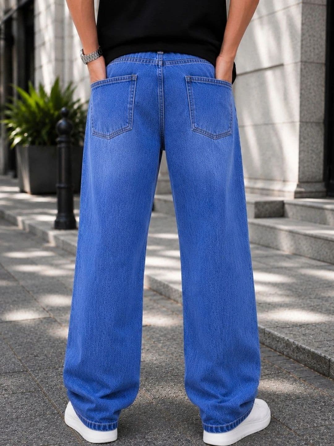 MQ Denim Men Straight Fit Mid-Rise Light Fade Jeans thumbnail 2