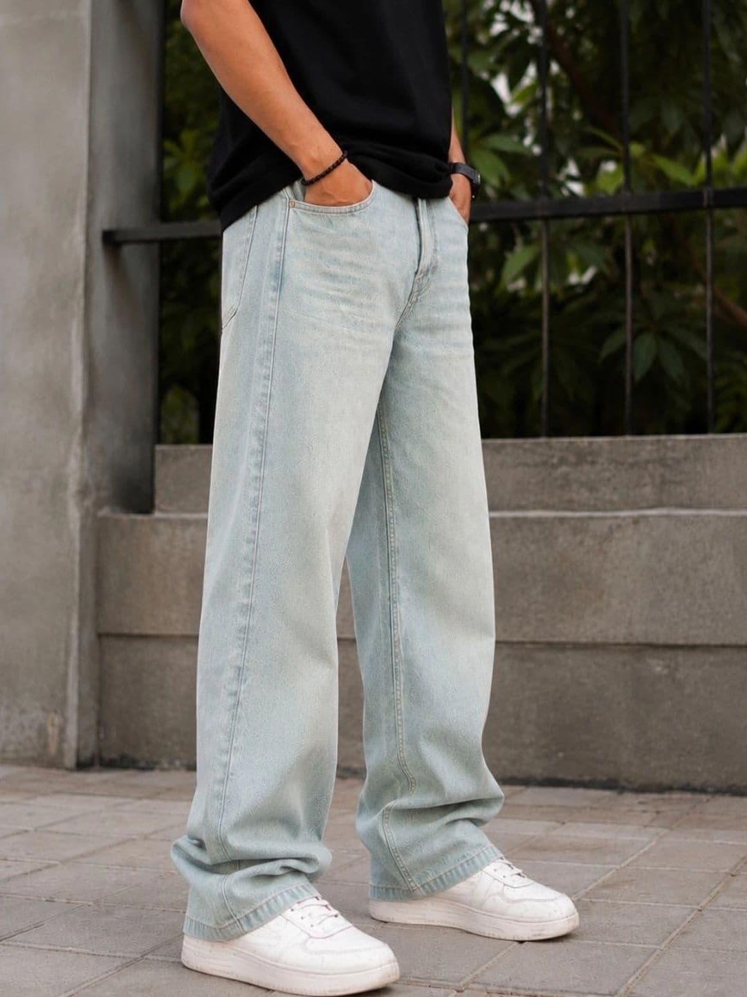 MQ Denim Men Straight Fit Mid-Rise Low Distress Light Fade Jeans thumbnail 2