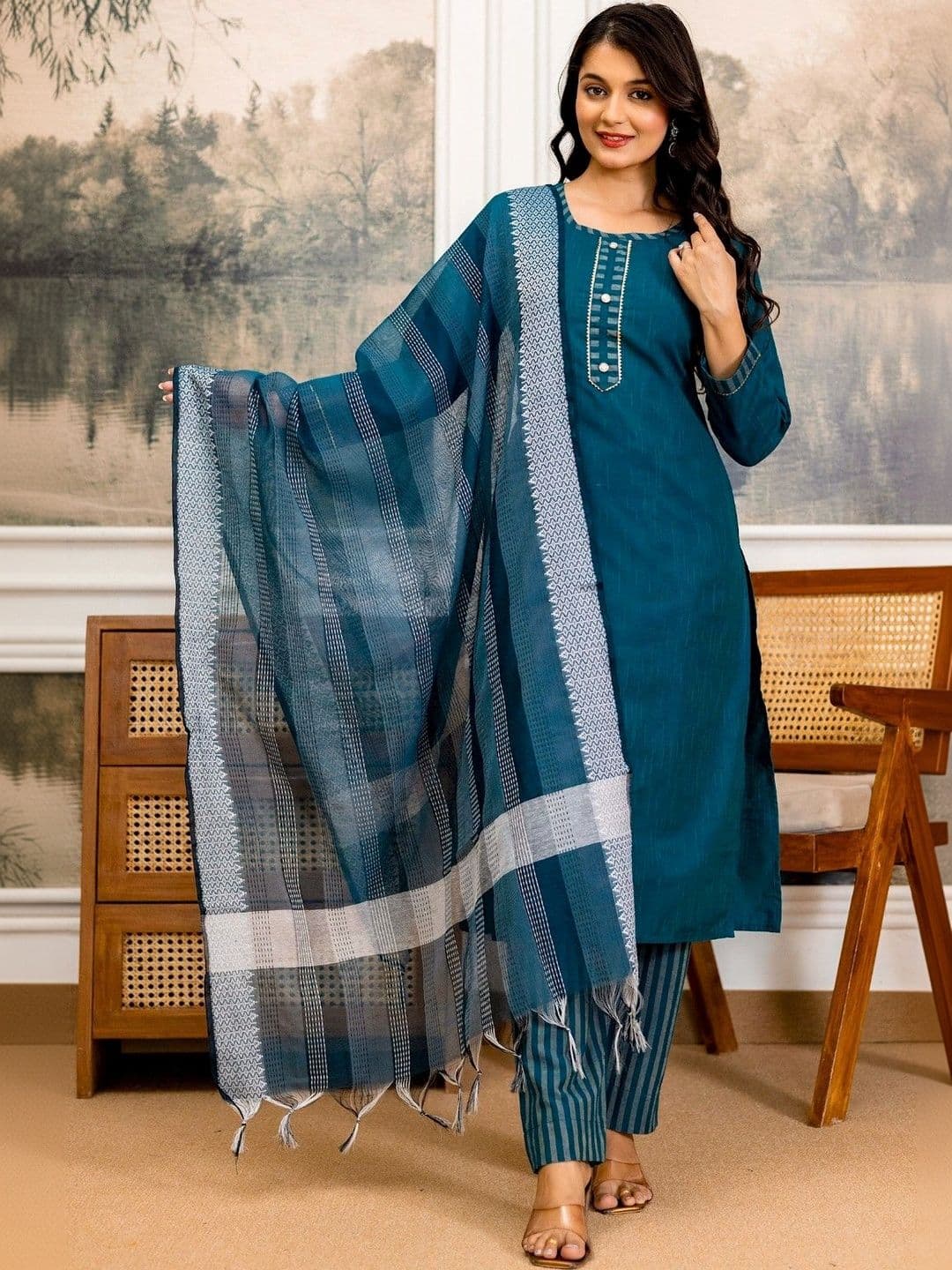 Ibrana Women Ethnic Motifs Regular Thread Work Kurta with Trousers & With Dupatta - view 1