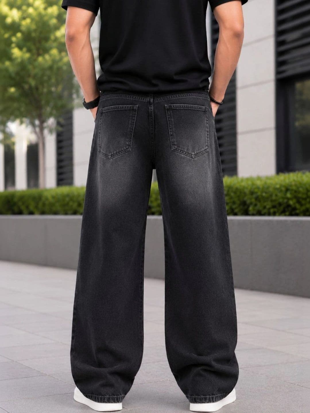 MQ Denim Men Straight Fit Mid-Rise Light Fade Jeans thumbnail 5