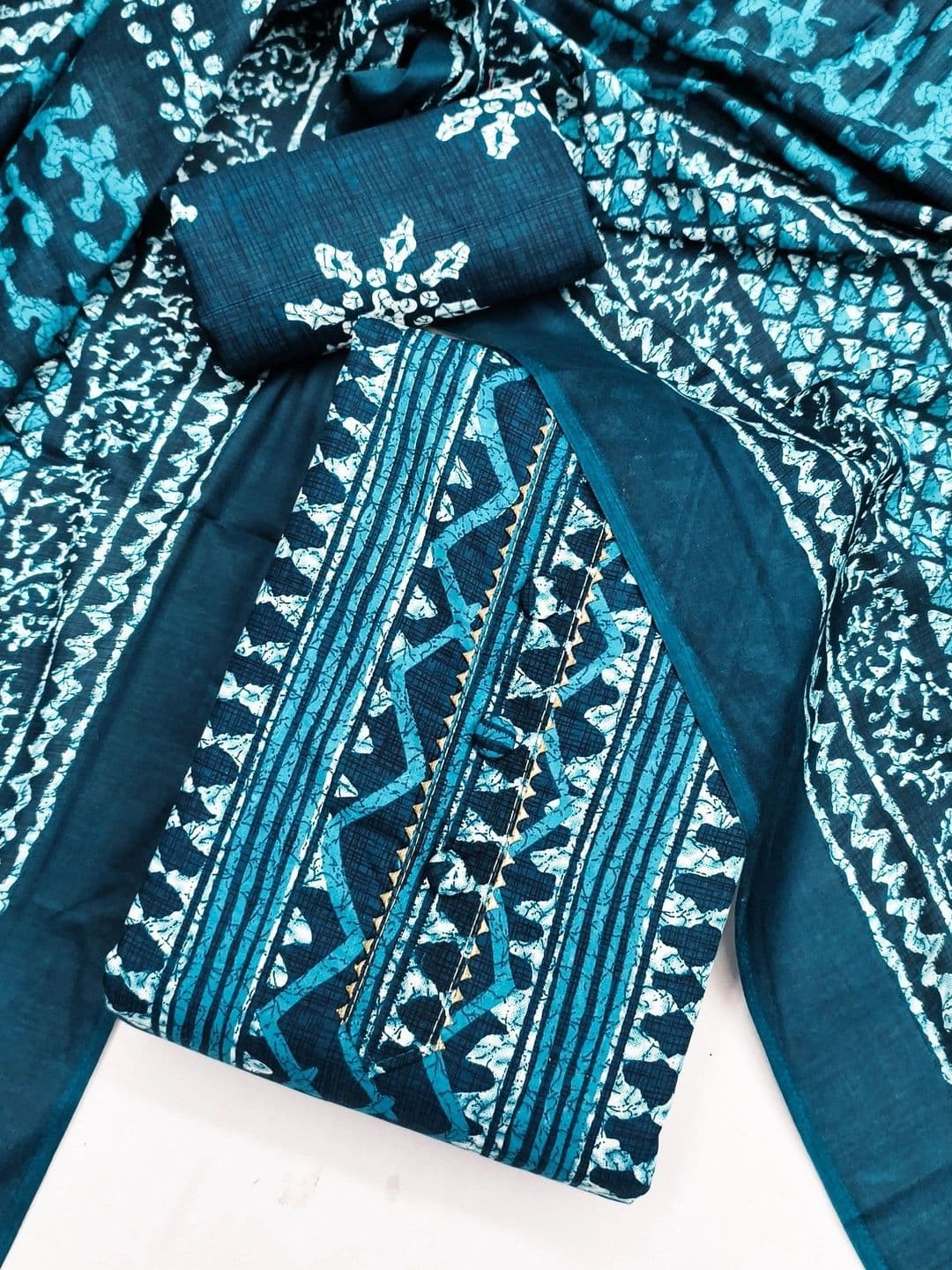 Dhaaga Ghar Printed Pure Cotton Unstitched Dress Material thumbnail 2