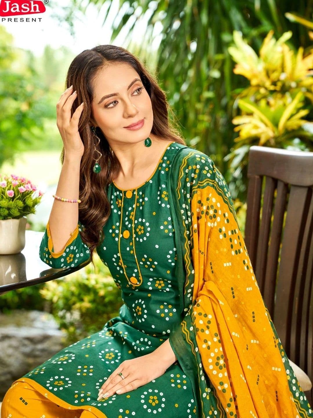 label jash Women Ethnic Motifs Printed Regular Pure Cotton Kurta with Patiala & With Dupatta thumbnail 3