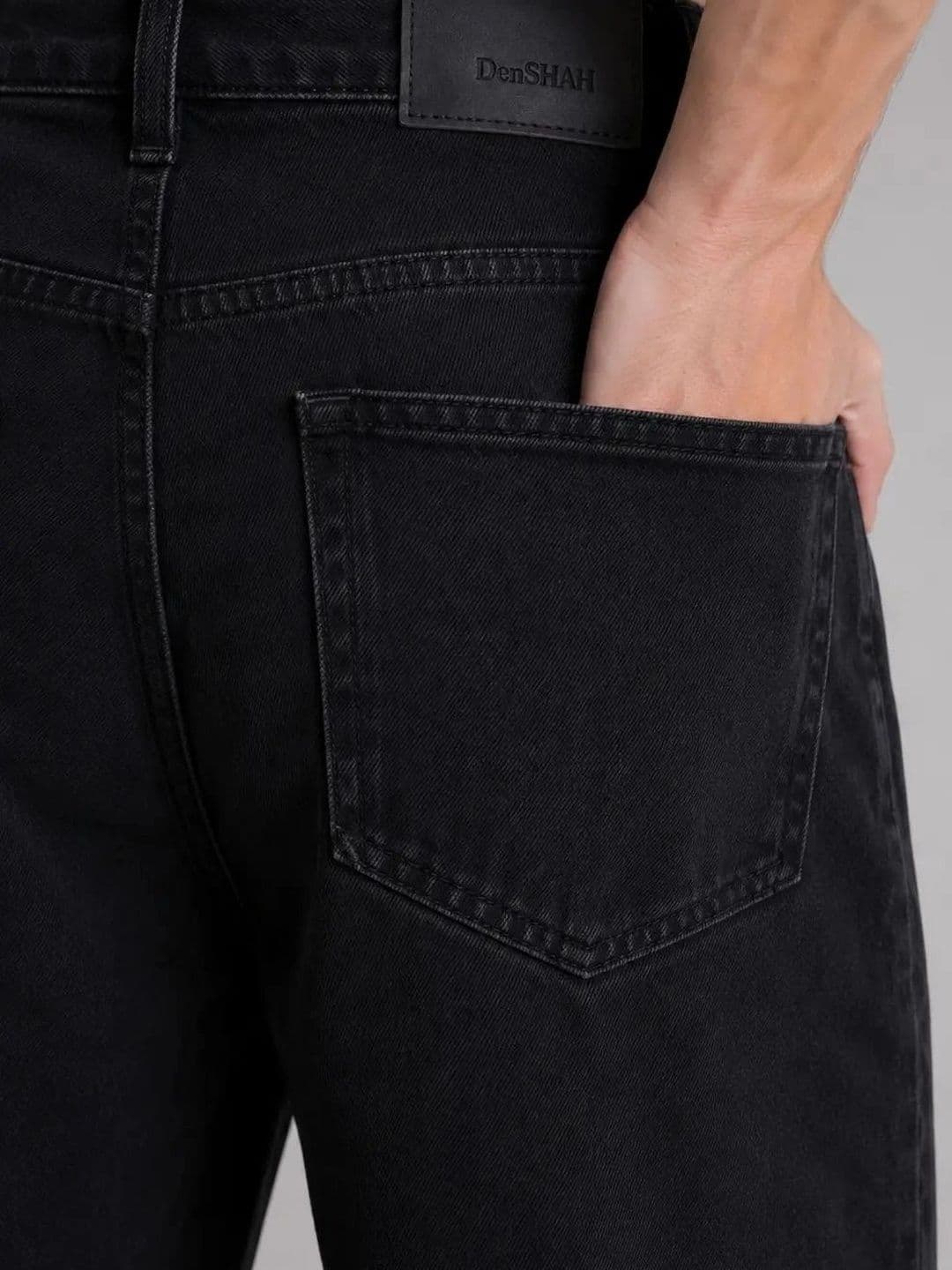 SYNZO Men Comfort Relaxed Fit Mid-Rise Jeans thumbnail 3