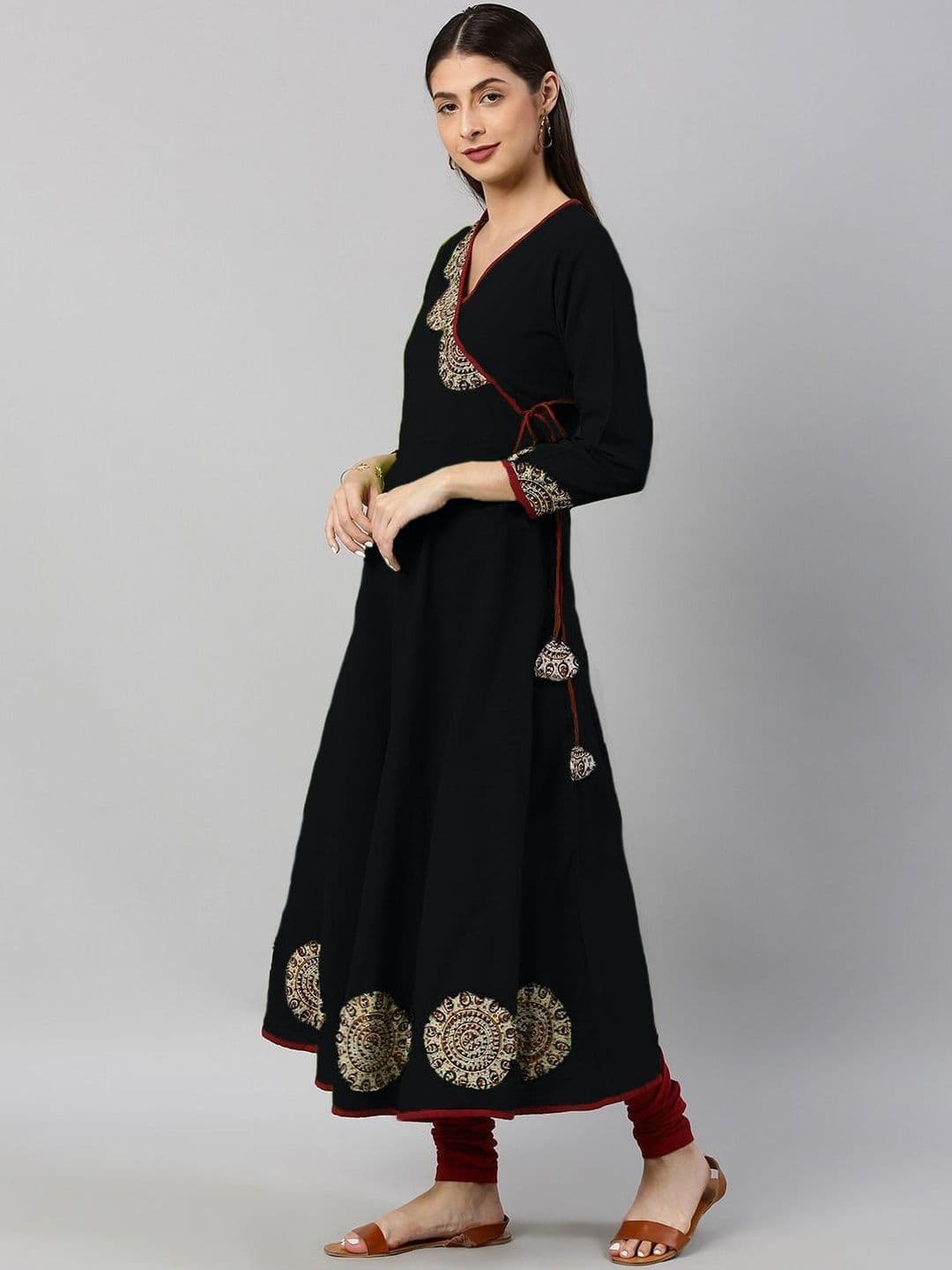 KALINI Women Solid Cotton Patchwork V-Neck Angrakha Anarkali Kurtas thumbnail 5
