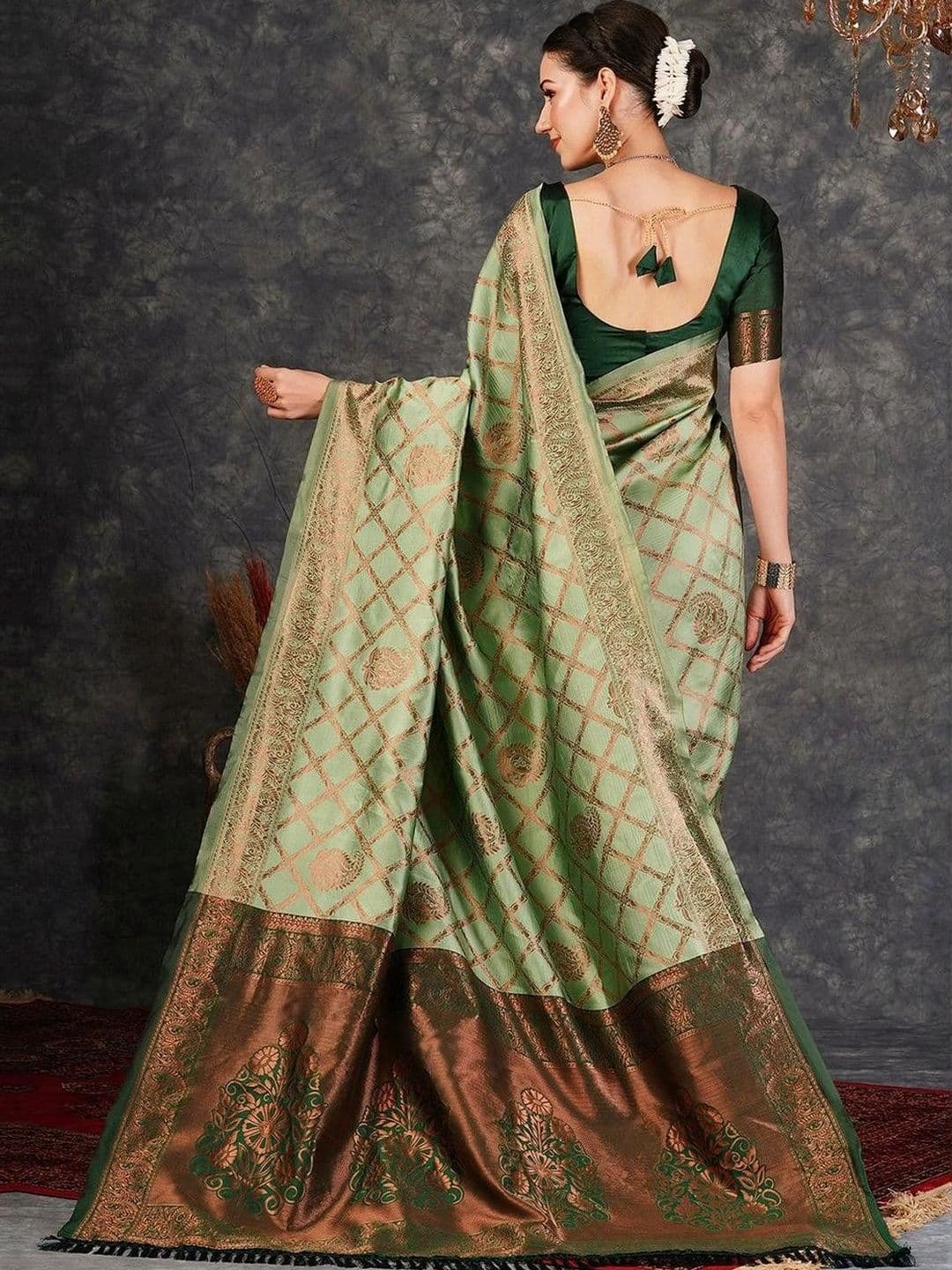 SANISA Ethnic Motifs Silk Blend Saree thumbnail 3