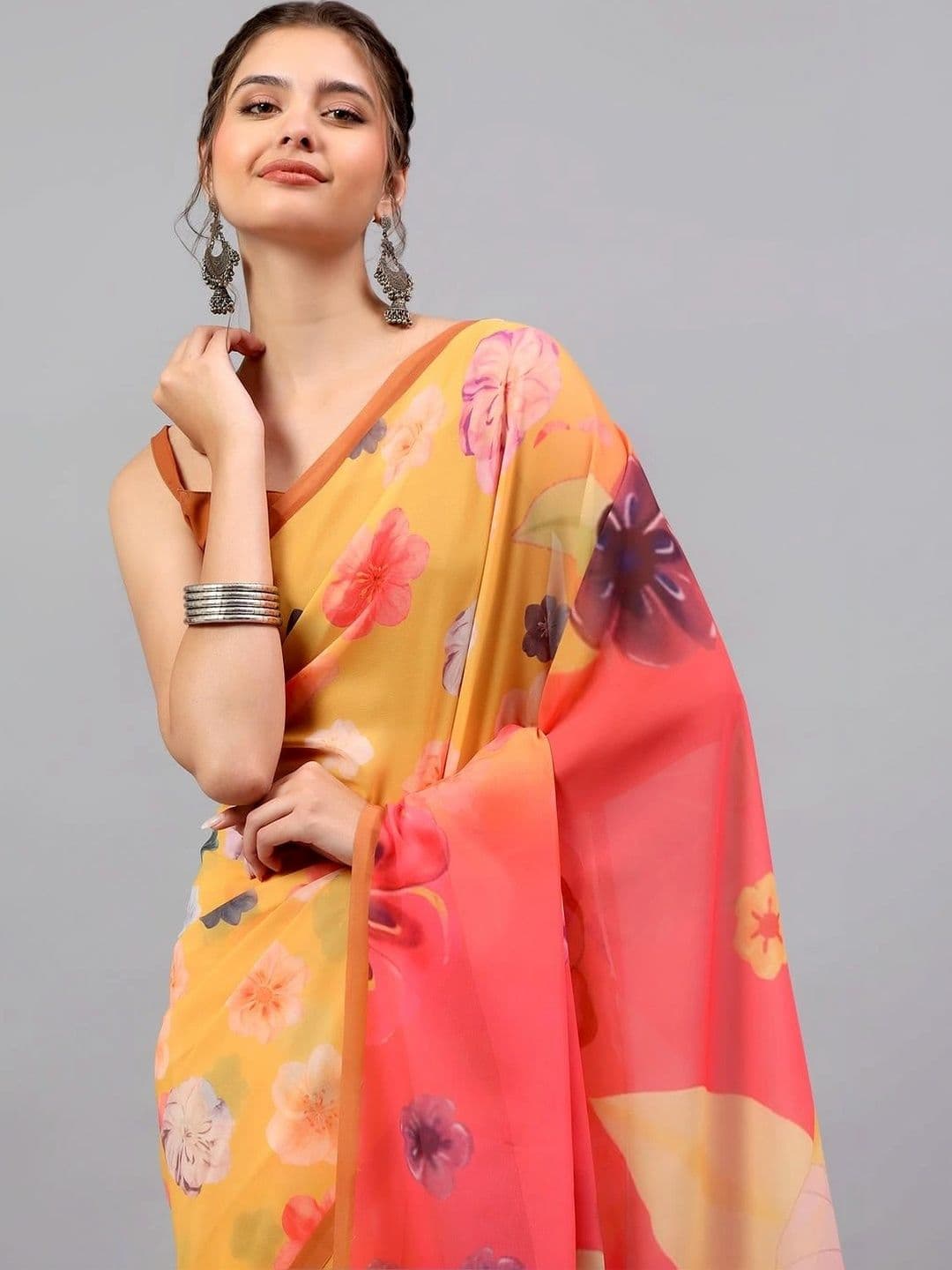 Pixie lane Floral Poly Georgette Saree thumbnail 4