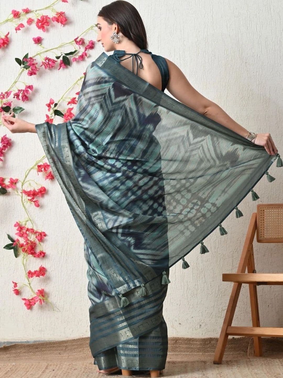 KALINI Tie and Dye Silk Cotton Saree thumbnail 4