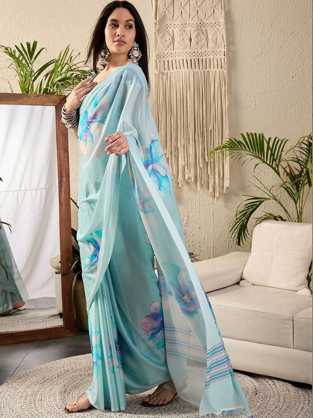 Sangria Floral Poly Georgette Designer Block Print Saree thumbnail 6