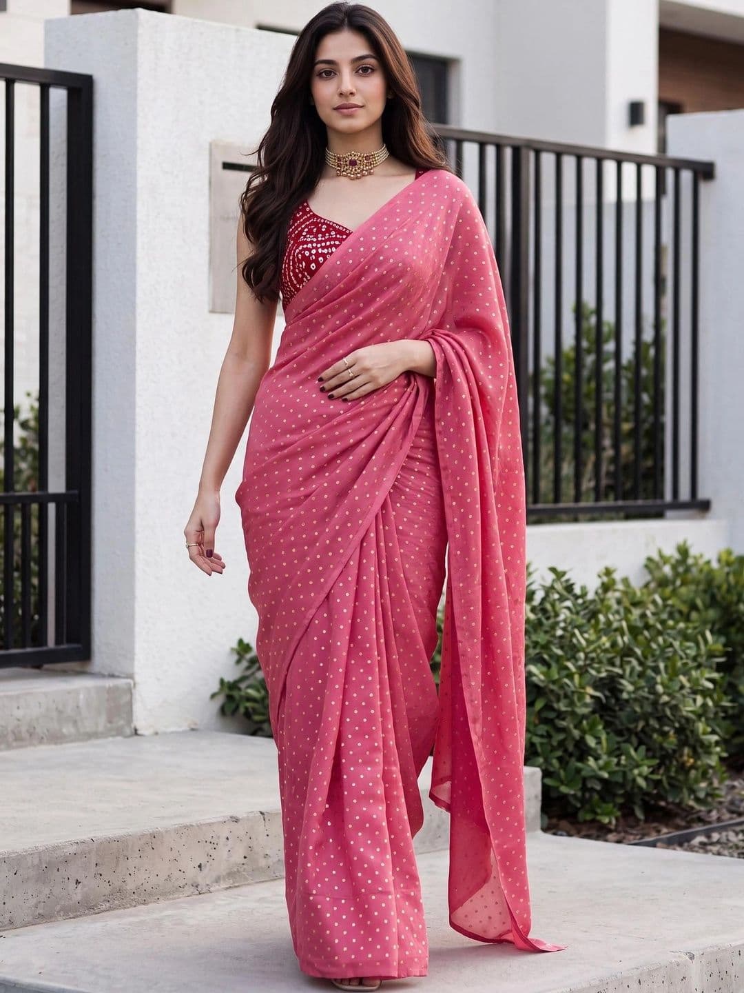 Looootnest Embroidered Pure Georgette Saree thumbnail 2