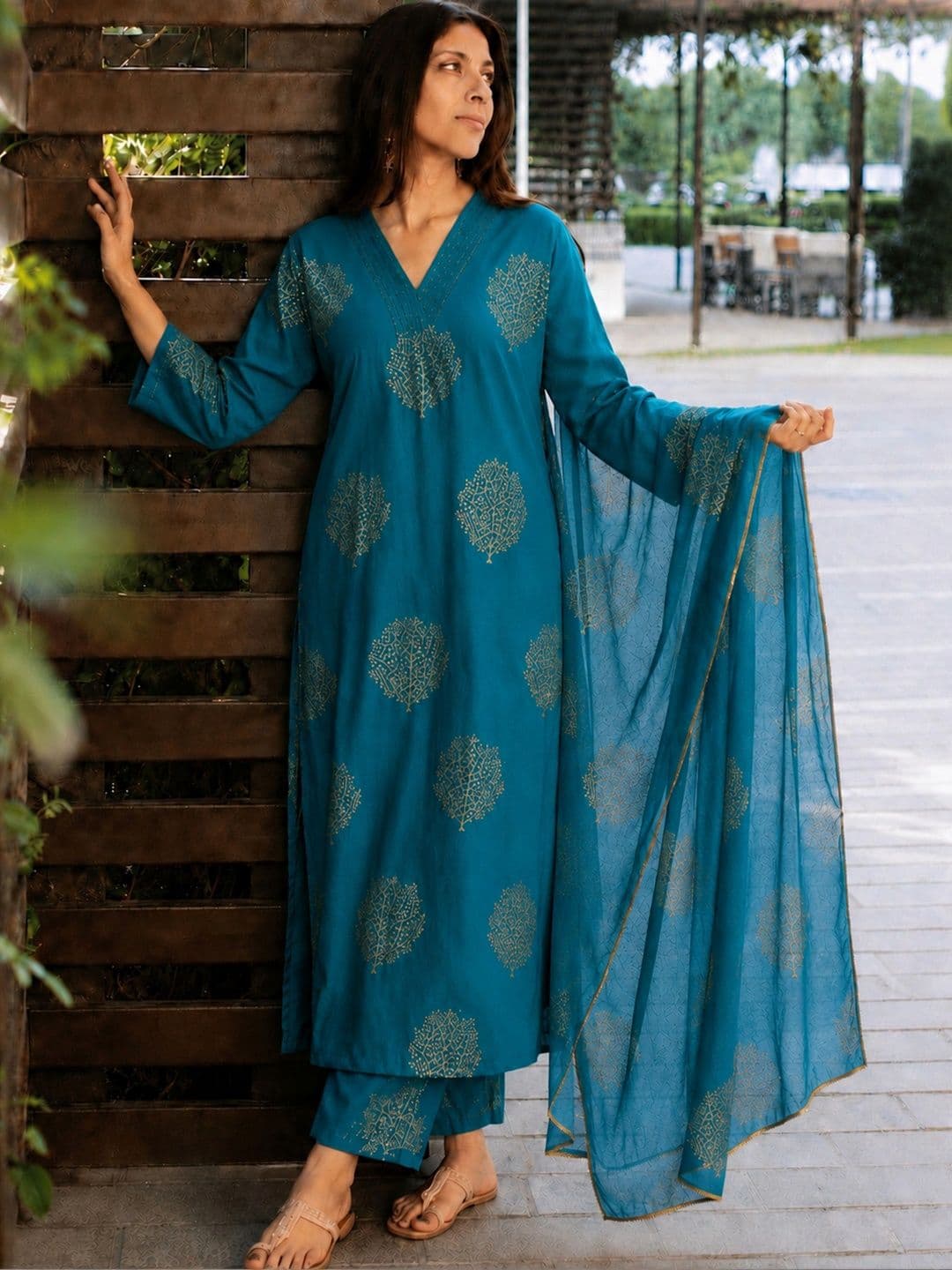 SZN Women Ethnic Motifs Printed Regular Kurta with Trousers & With Dupatta thumbnail 5