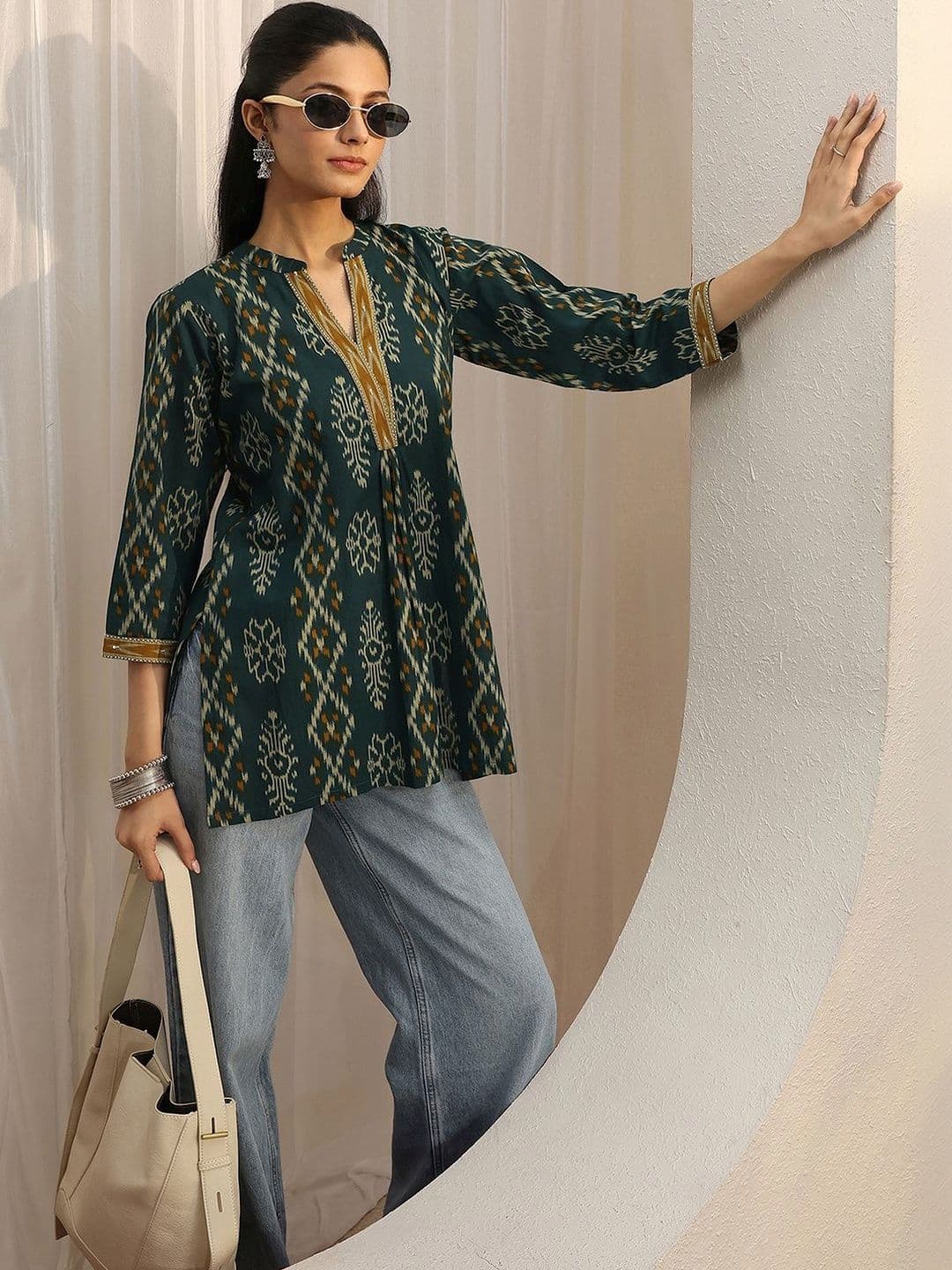 Libas Green Ethnic Printed Cotton A-Line Short Kurti - view 1