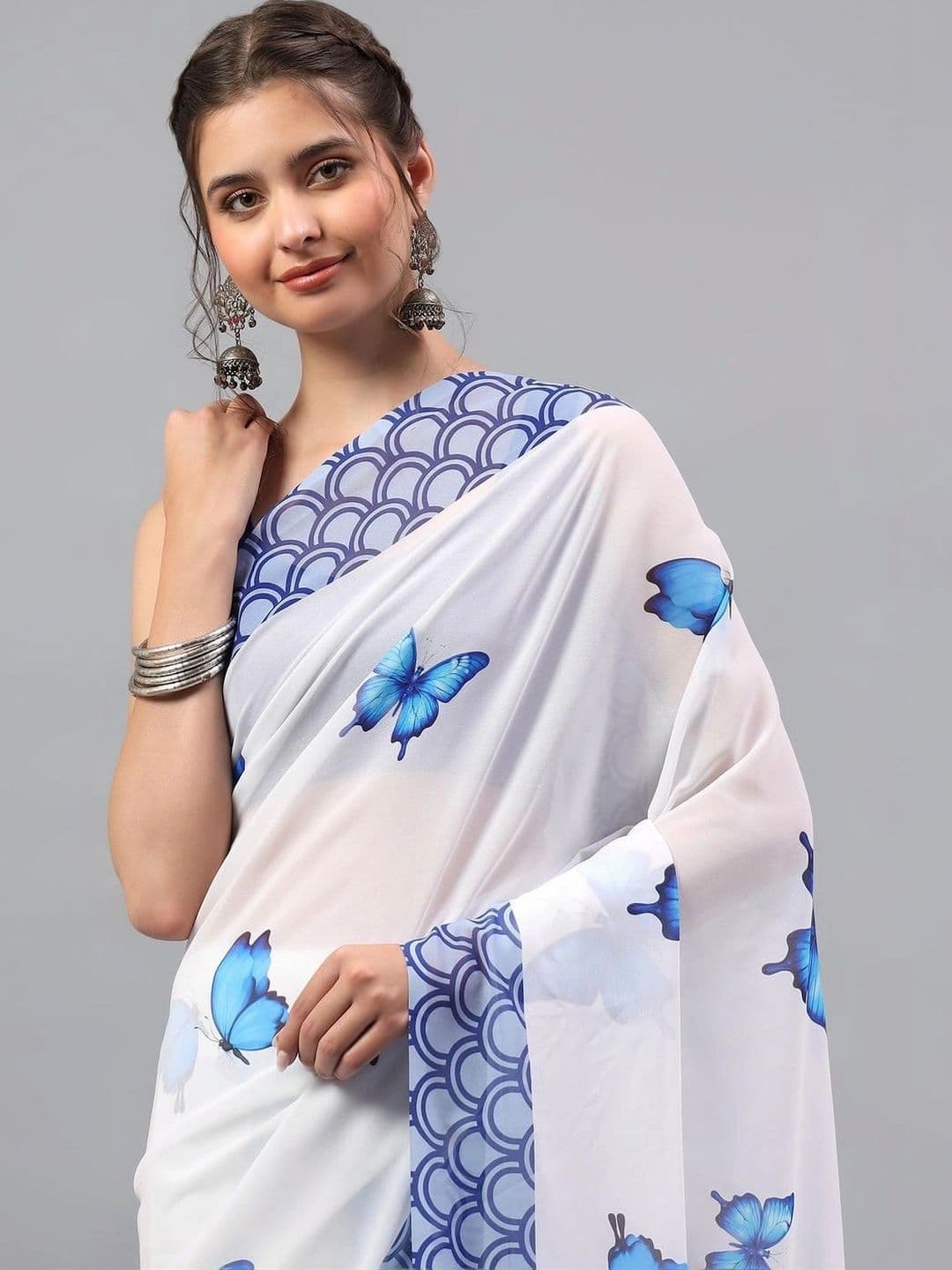Pixie lane Floral Pure Georgette Saree thumbnail 7