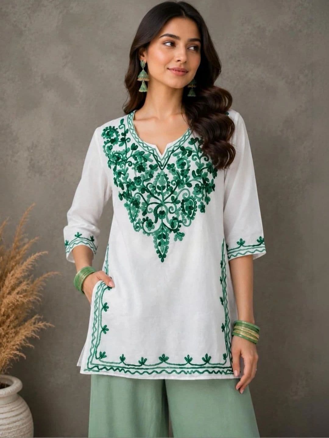 ILMA CREATION Women Ethnic Motifs Embroidered Thread Work Kurta With Palazzos thumbnail 3