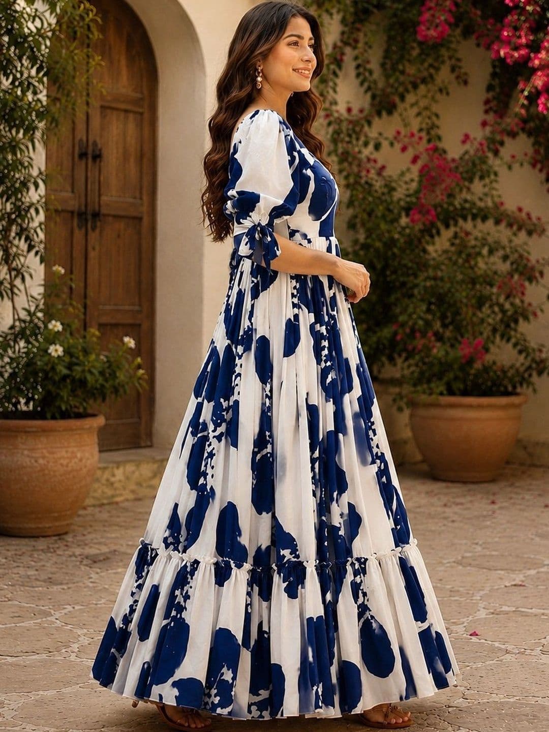 Raiyani Enterprise Women Floral Printed Floral Crepe Anarkali Kurta thumbnail 2