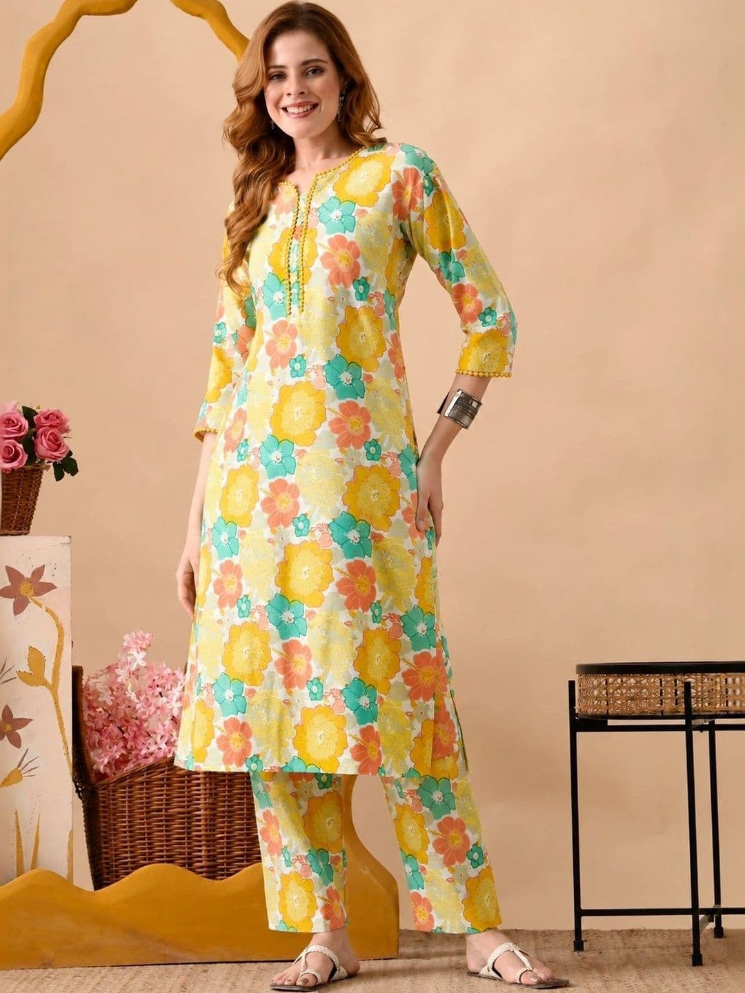PHYSIL Women Floral Printed Regular Pure Cotton Kurta with Trousers thumbnail 3