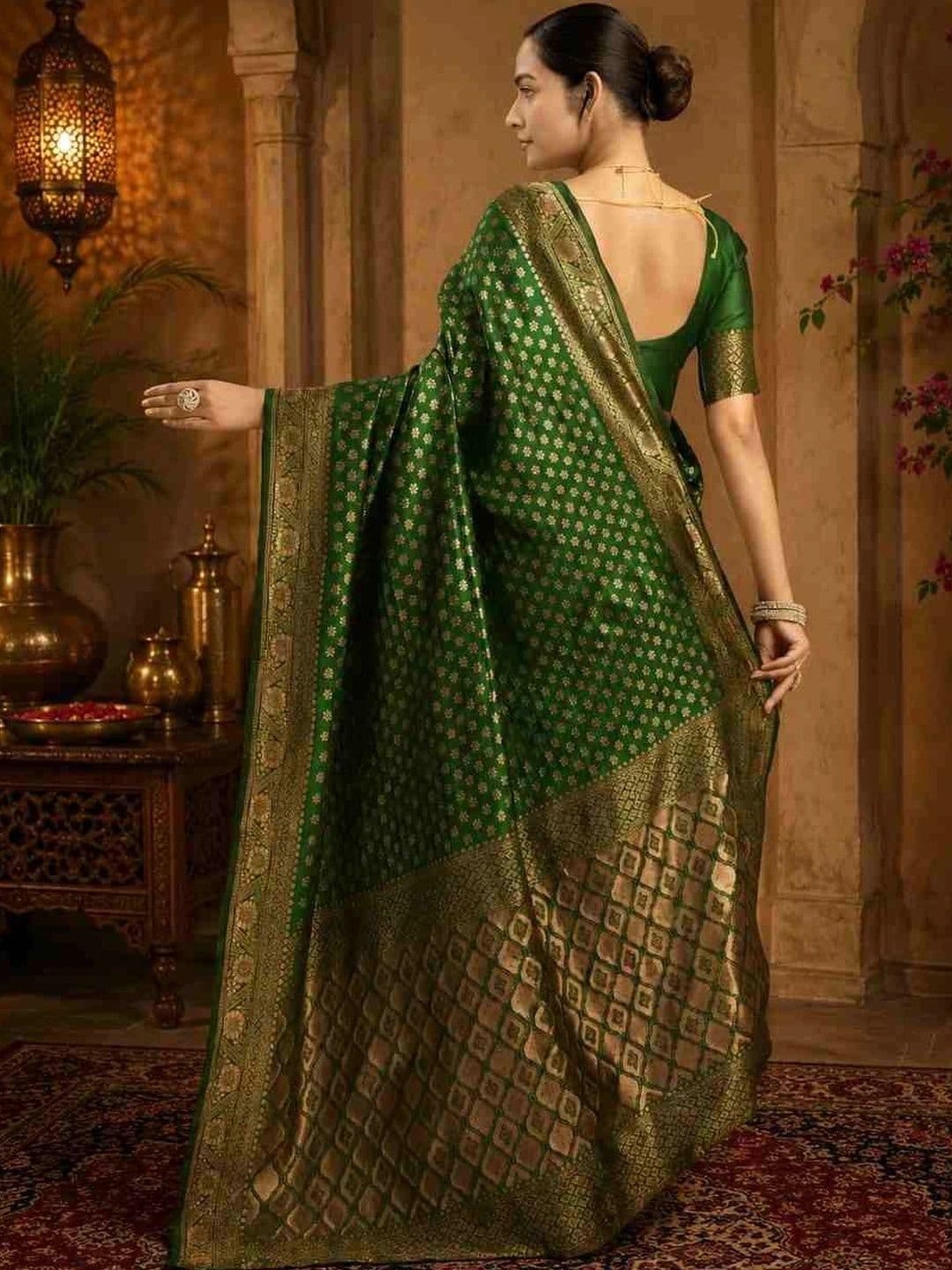 HERE&NOW Woven Design Zari Jute Silk Banarasi Saree thumbnail 2
