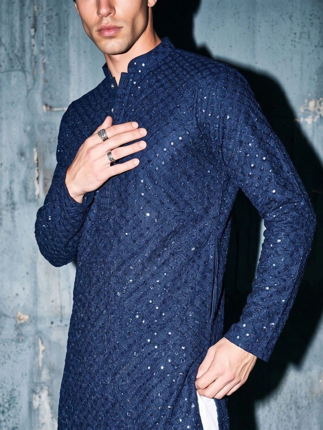 DRIP CHOWK Men Embellished Sequinned Kurta thumbnail 4