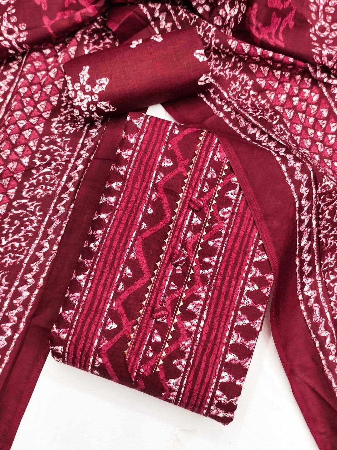 Dhaaga Ghar Printed Pure Cotton Unstitched Dress Material thumbnail 3