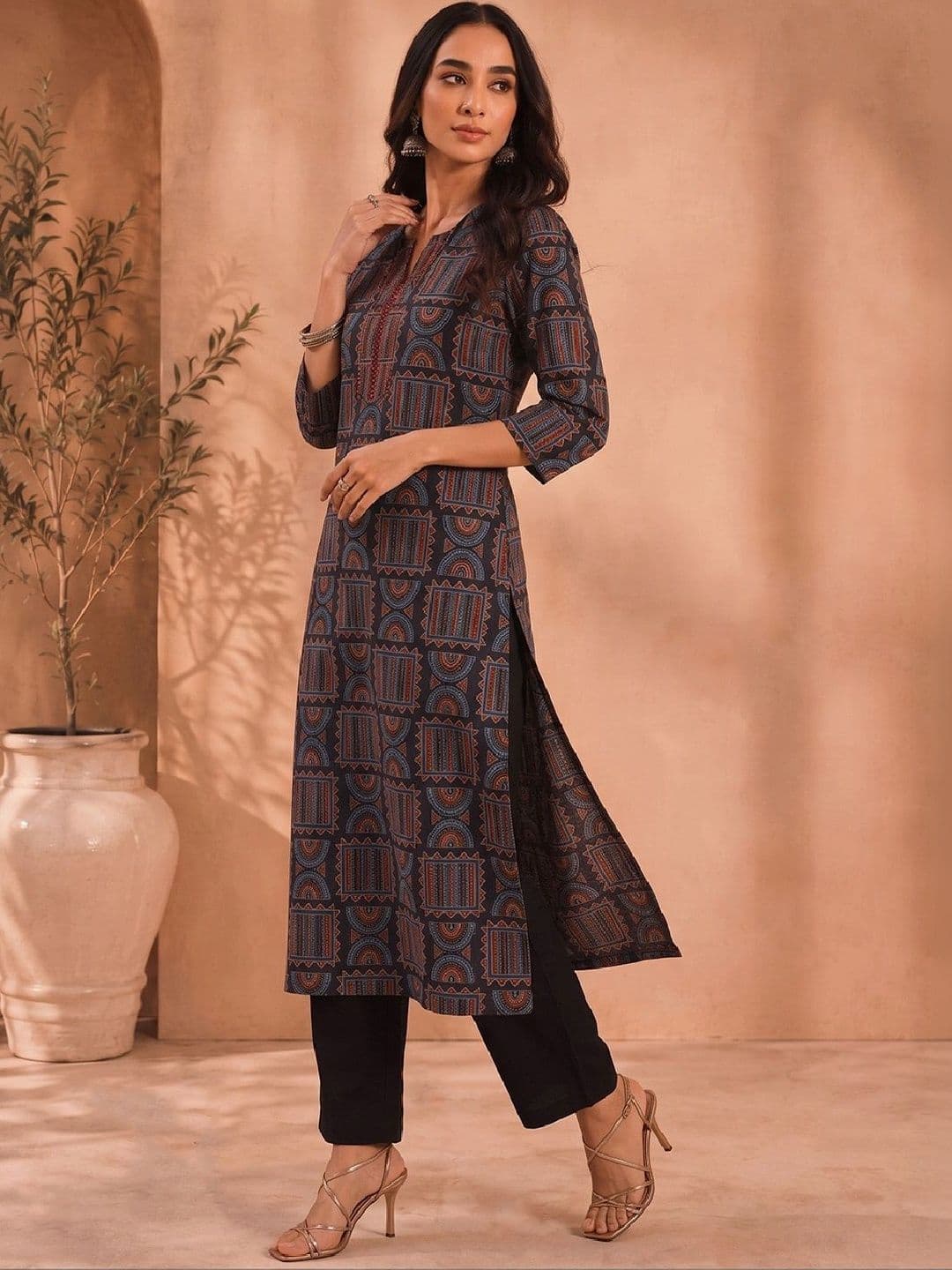 KALAMIR Women Ethnic Motifs Printed Thread Work Indie Prints Kurta thumbnail 2