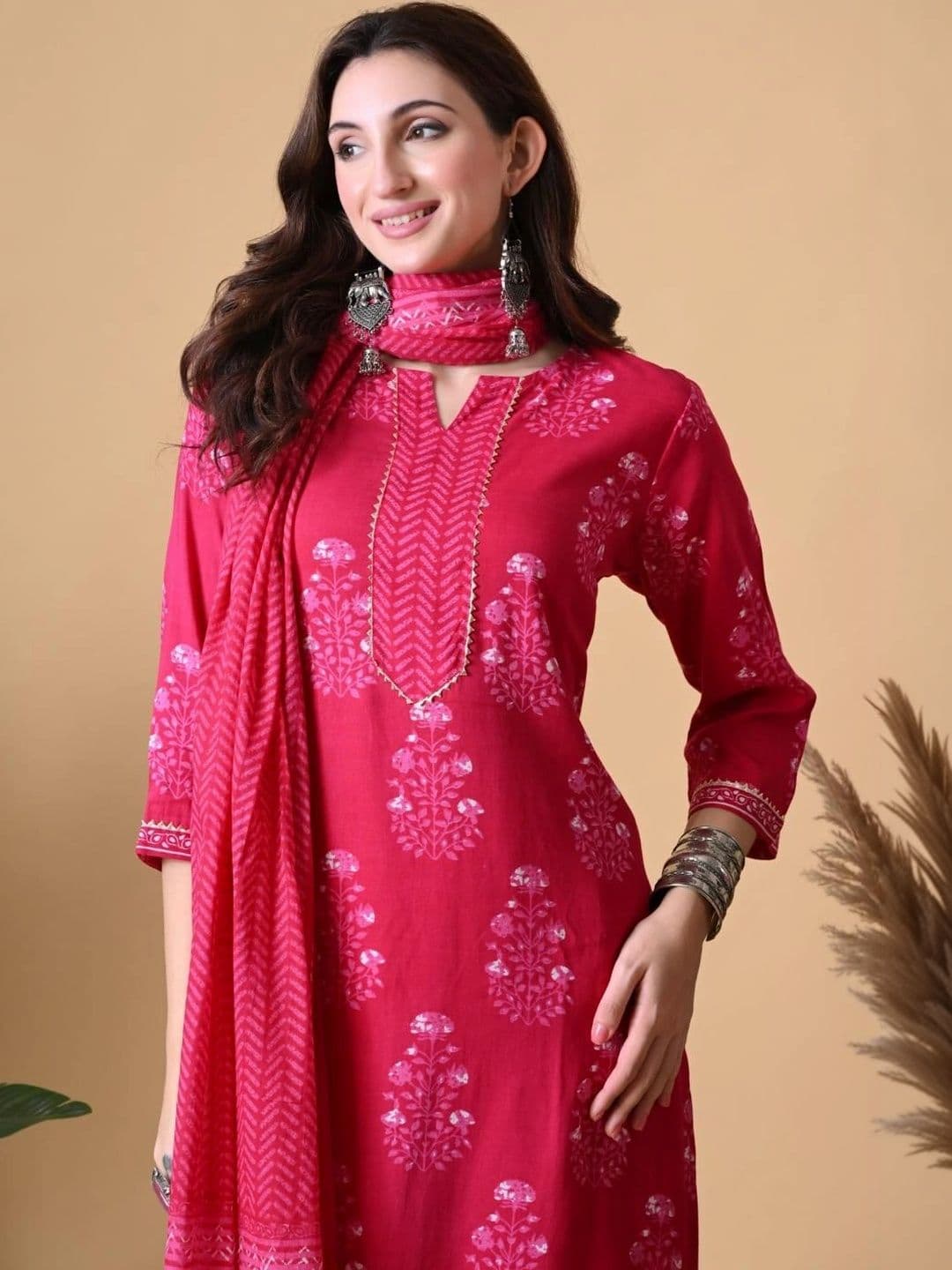 Anouk Women Floral Printed Regular Pure Cotton Kurta with Trousers & With Dupatta thumbnail 7